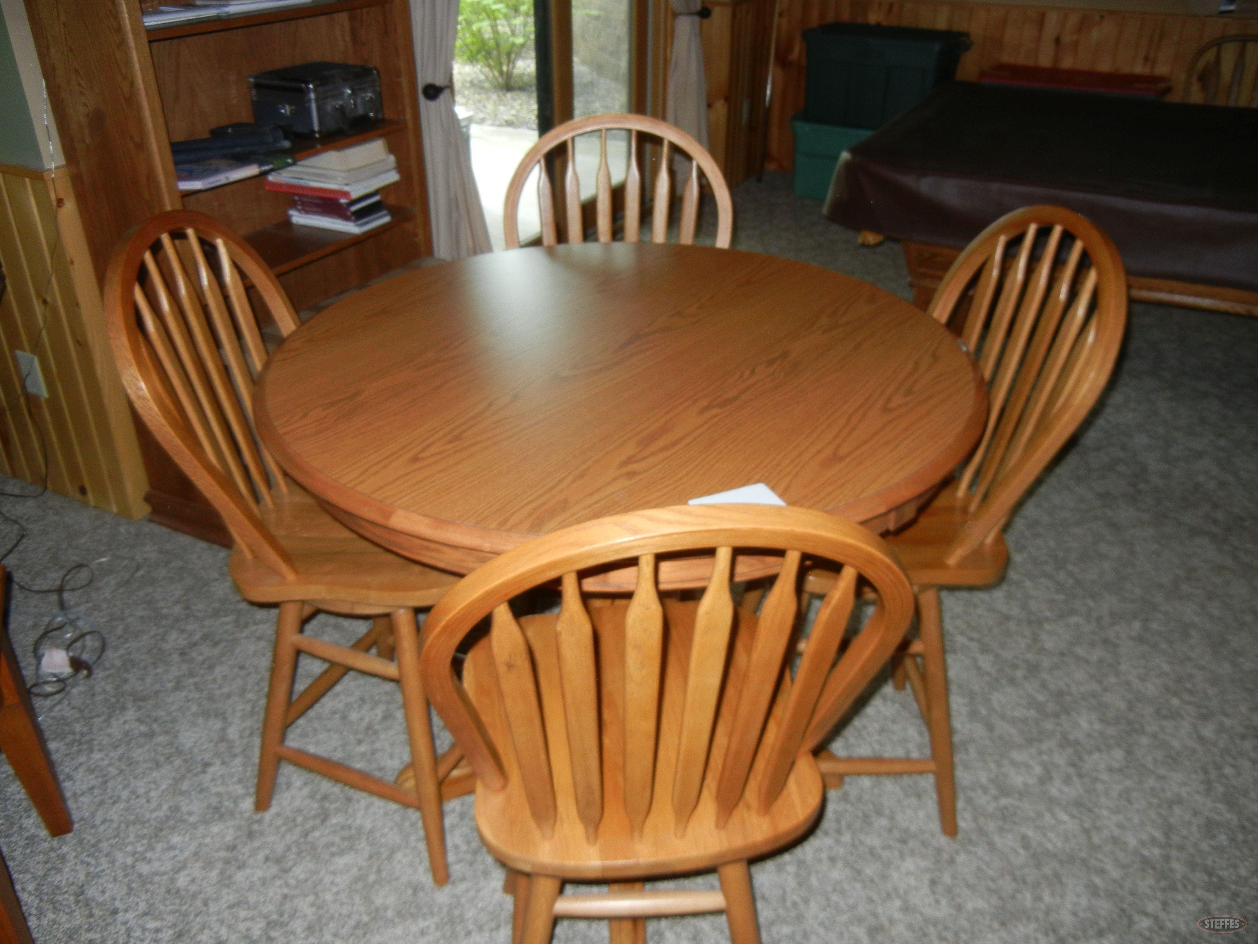 Oak Pub table with 4 chairs